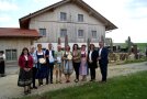 Die Vertreter der Ausgezeichneten Ferienhöfe aus dem Ostallgäu im Gruppenbild