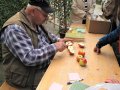 Apfelsortenbestimmung mit Friedrich Renner (Foto: LfL)