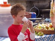 Der Streuobst-Apfelsaft schmeckt!