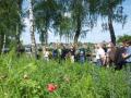 Wildlebensraumfläche Bienenweide in Bütthard mit Menschen