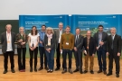 v. l. n. r. Prof. Dr. Hauke Heuwinkel, HSWT, Sabine Obermaier, Miriam Ostermaier, Thomas Sadler, Brigitte Wadenstorfer, Dr. Klaus Wiesinger, LfL, Johannes Augustin, SÖL, Prof. Dr. Kurt-Jürgen Hülsbergen, TUM, Dr. Hans Jürgen Reents, TUM, Sebastian Wolfrum, TUM, Prof. Dr. Gerhard Bellof, HSWT, bei der Abschlussveranstaltung.