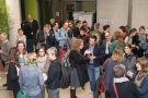 WiTa-Besucher beim Abendempfang im Foyer des Tagungsgebäudes.