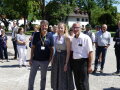 LfL-Präsident Stephan Sedlmayer, die Bayerische Milch-Prinzessin Verena Wagner und Anton Dippold (Geschäftsführer BaySG).