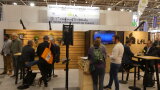 Am Messestand der LfL auf der EuroTier 2024 fanden sich viele Besucher ein