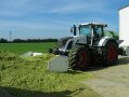 Traktor mit Verteilschild