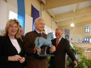 Edmund Stoiber bei der Eröffnung der Reitanlage 2003 und Verleihung des Equus