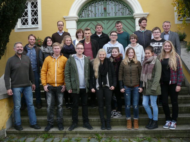 Gruppenfoto Azubis Bechtel