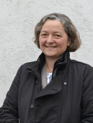 Portraitfoto von Dr. Christina Jais.
