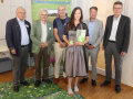 Familie Sagemann mit Gratulanten