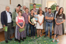 Gruppenbild mit den Siegern auf Platz 1 bis 4 