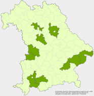 Bayernkarte mit 10 hervorgehobenen Landkreisen, in denen die Best-Practice-Betrieben liegen
