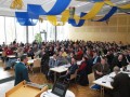 Blick in einen voll besetzten Veranstaltungsraum